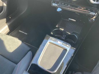 Mercedes-Benz Cla AMG Line