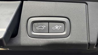 Volvo XC60 R DESIGN Pro