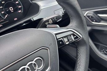 Audi E-Tron Black Edition