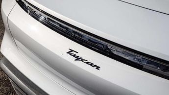 Porsche Taycan 