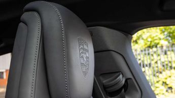 Porsche Taycan 