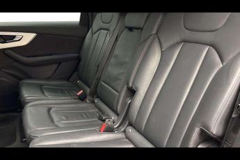 Audi Q7 S Line
