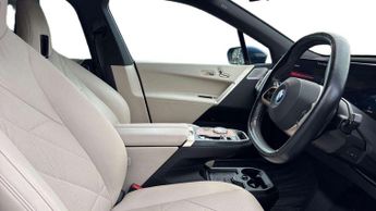 BMW Ix M60
