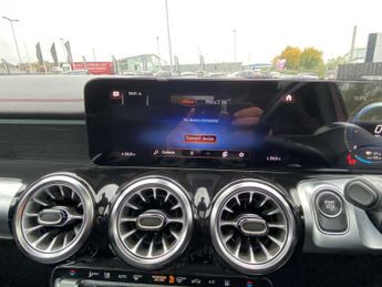 Mercedes-Benz EQB AMG Line