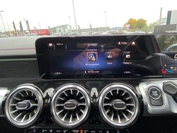Mercedes-Benz EQB AMG Line