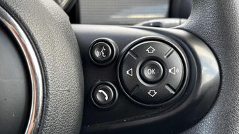MINI Hatchback Cooper