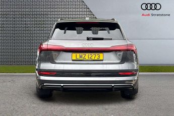 Audi E-Tron Black Edition