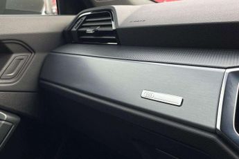 Audi Q3 S Line
