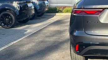 Jaguar F-PACE R-Dynamic SE