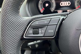 Audi Q2 Black Edition