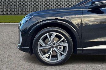 Audi Q4 S Line