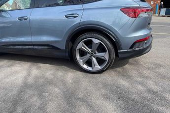 Audi Q4 Black Edition