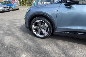 Audi Q4 Black Edition