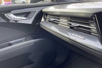 Audi Q4 Black Edition