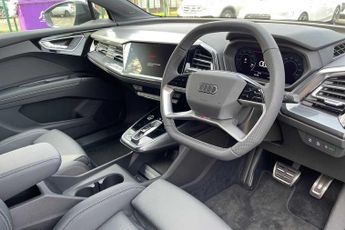 Audi Q4 Black Edition