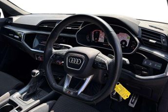 Audi Q3 Black Edition