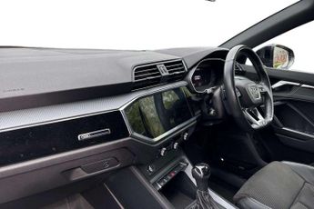 Audi Q3 Black Edition