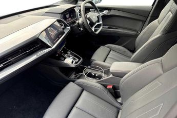 Audi Q4 Black Edition