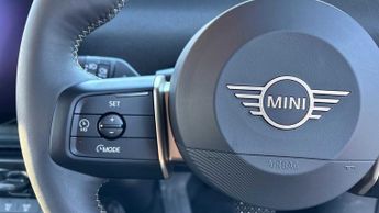 MINI Cooper E Classic