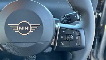 MINI Cooper E Classic