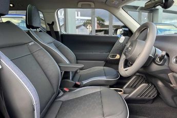 MINI Cooper E Classic