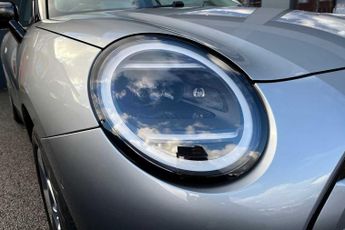 MINI Cooper E Classic