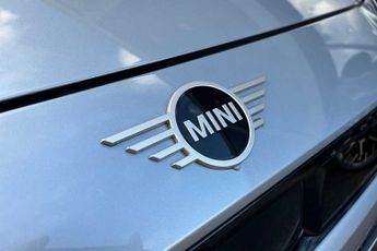 MINI Cooper E Classic