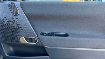 MINI Cooper E Classic