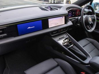 Porsche Macan Electric Estate 