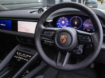 Porsche Macan Electric Estate