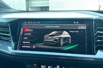 Audi Q4 Black Edition