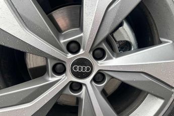 Audi Q2 Black Edition