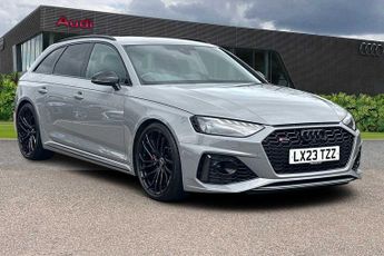 Audi RS4 Carbon Black