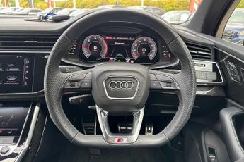 Audi Q7 Black Edition