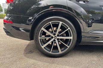 Audi Q7 Black Edition