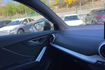 Audi Q2 S Line