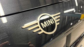 MINI Cooper E Classic