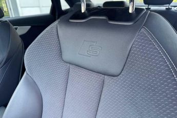 Audi A4 S Line