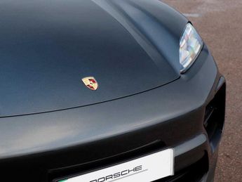 Porsche Macan Electric Estate