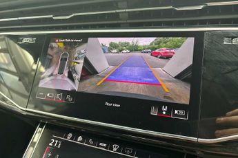 Audi Q8 Black Edition