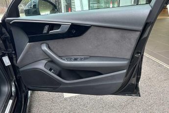 Audi A4 Black Edition