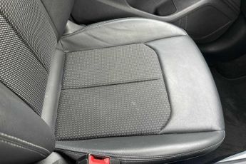 Audi Q2 S Line