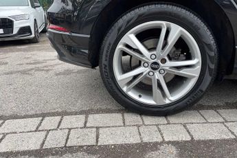 Audi Q3 S Line