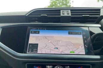 Audi Q3 S Line