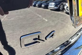 Audi Q4 Black Edition