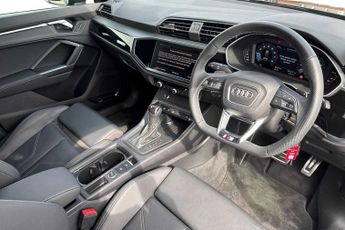 Audi Q3 Black Edition