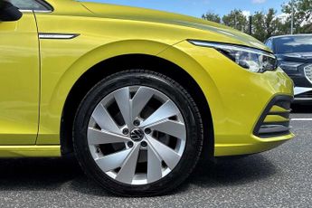 Volkswagen Golf Style