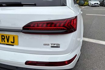 Audi Q7 Black Edition