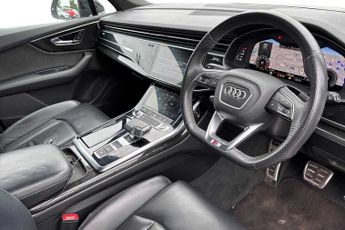 Audi Q7 Black Edition