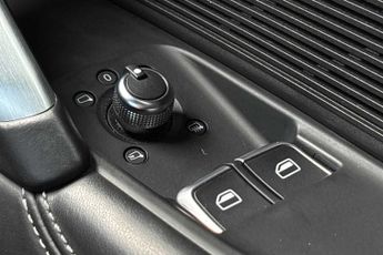 Audi TT TTS Black Edition